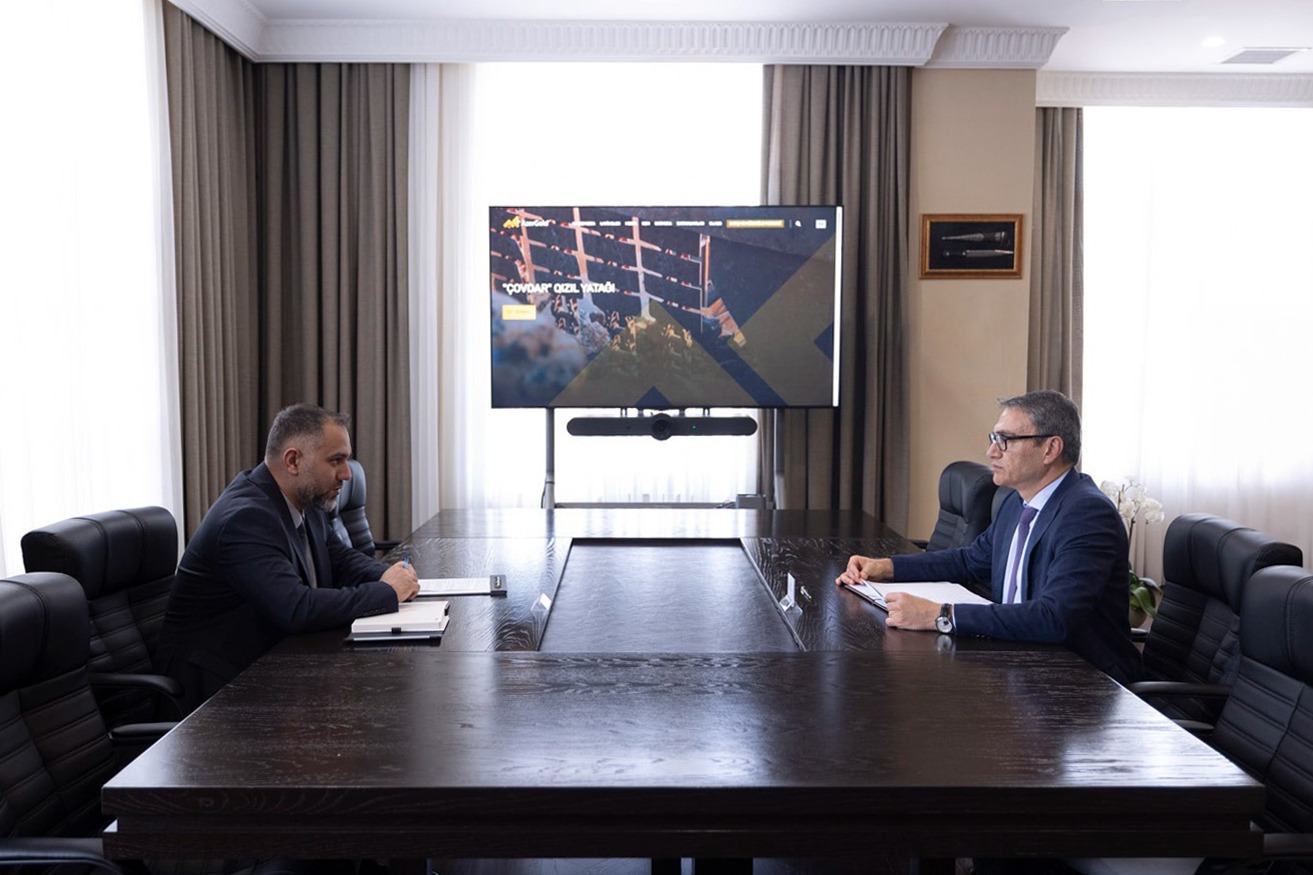 “AzerGold” QSC-nin İdarə Heyətinin sədri 4-cü “Yüksəliş” müsabiqəsinin qaliblərini qəbul edib (FOTO)