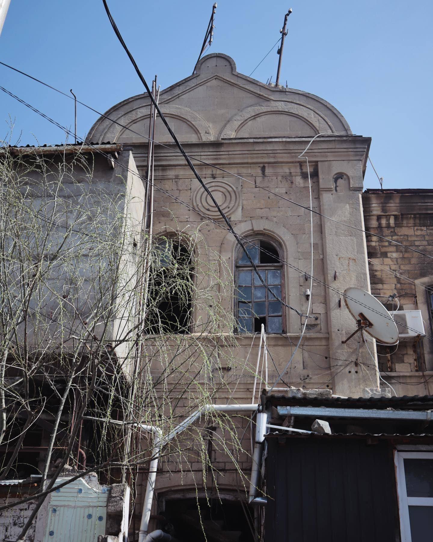 Bakıda 128 yaşlı tarixi bina sökülüb? (FOTO)
