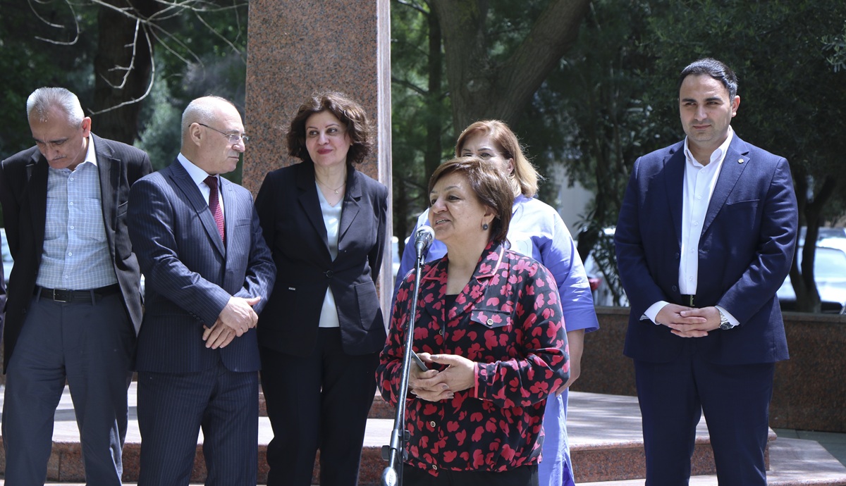 AzMİU-da “Elmdə Addımlar: TEC Günləri” çərçivəsində “Gələcəyin Qurucuları” layihəsinə start verilib (FOTO)