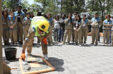 AzMİU-da “Elmdə Addımlar: TEC Günləri” çərçivəsində “Gələcəyin Qurucuları” layihəsinə start verilib (FOTO)