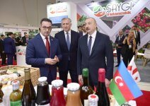 Prezident İlham Əliyev “InterFood Azerbaijan” və “Caspian Agro” sərgiləri ilə tanış olub (FOTO) (YENİLƏNİB)