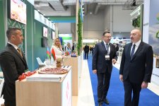 Prezident İlham Əliyev “InterFood Azerbaijan” və “Caspian Agro” sərgiləri ilə tanış olub (FOTO) (YENİLƏNİB)