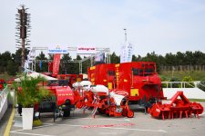 Prezident İlham Əliyev “InterFood Azerbaijan” və “Caspian Agro” sərgiləri ilə tanış olub (FOTO) (YENİLƏNİB)