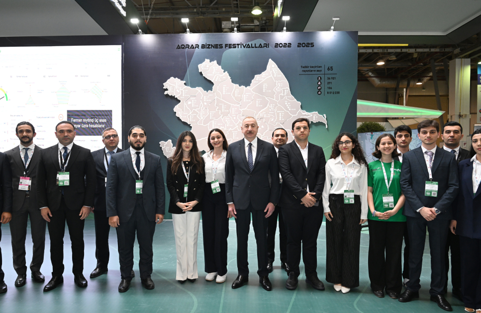 Prezident İlham Əliyev “InterFood Azerbaijan” və “Caspian Agro” sərgiləri ilə tanış olub (FOTO) (YENİLƏNİB)