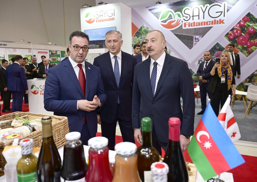 Prezident İlham Əliyev “InterFood Azerbaijan” və “Caspian Agro” sərgiləri ilə tanış olub (FOTO) (YENİLƏNİB)