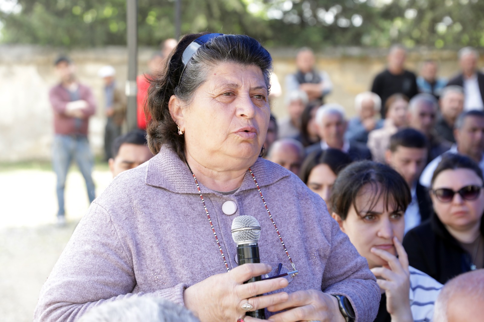 Xaçmazın Hacıəlibəy kəndində növbəti səyyar qəbul keçirilib (FOTO)