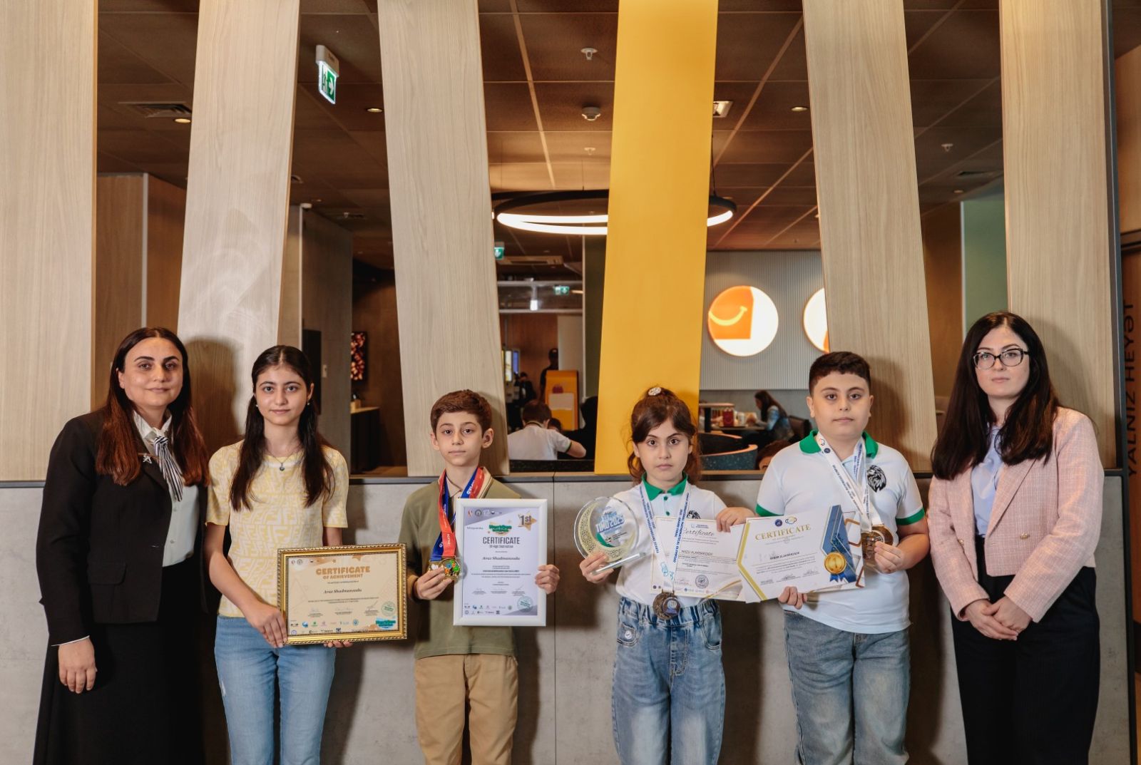 Dəstək və əzm sayəsində əldə olunan nailiyyətlər: qəhrəmanlarımızın uşaqları beynəlxalq olimpiadalarda (FOTO)