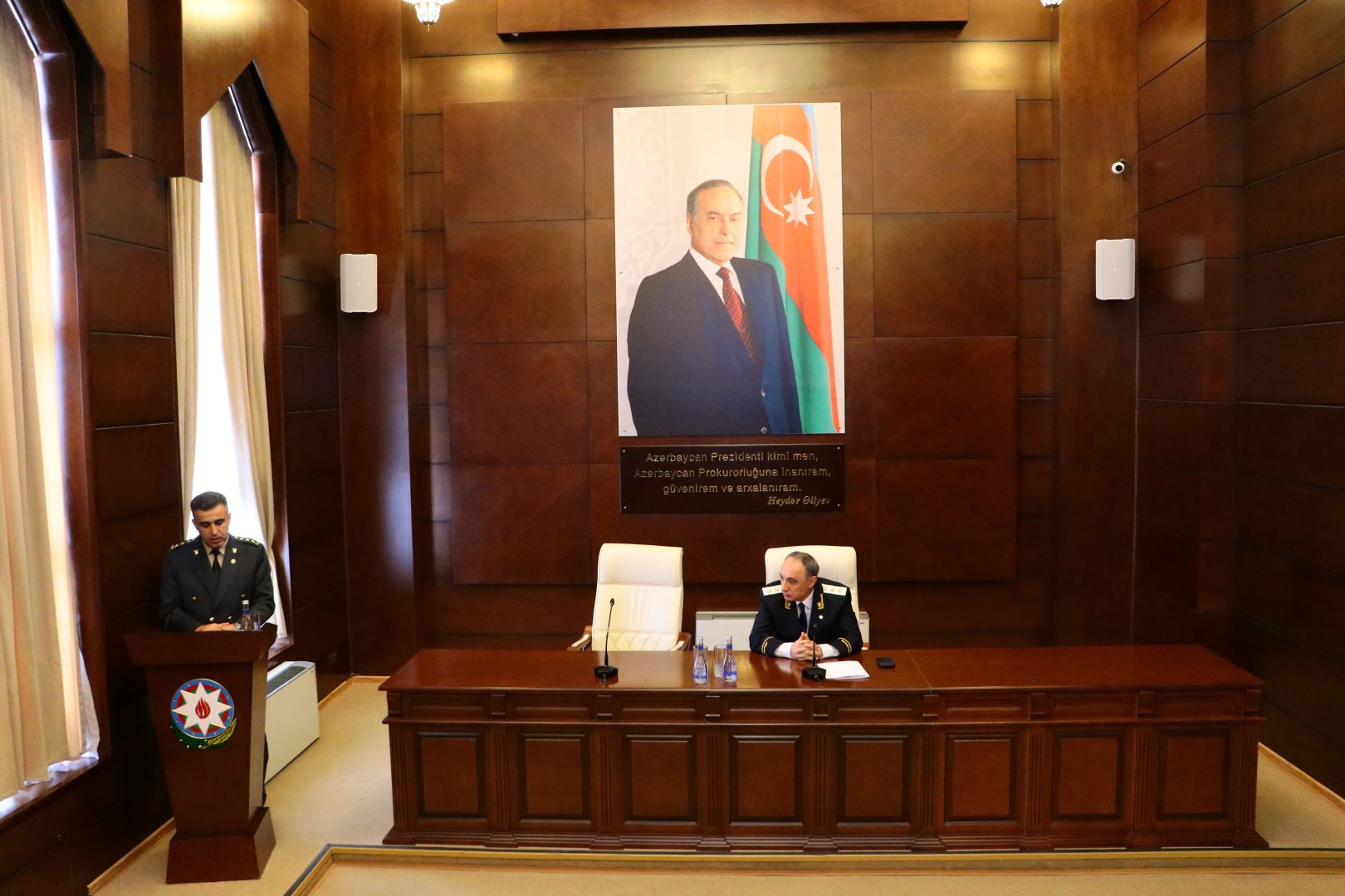Bəhruz Əhmədov Hərbi Prokurorluğun kollektivinə təqdim edildi (FOTO)