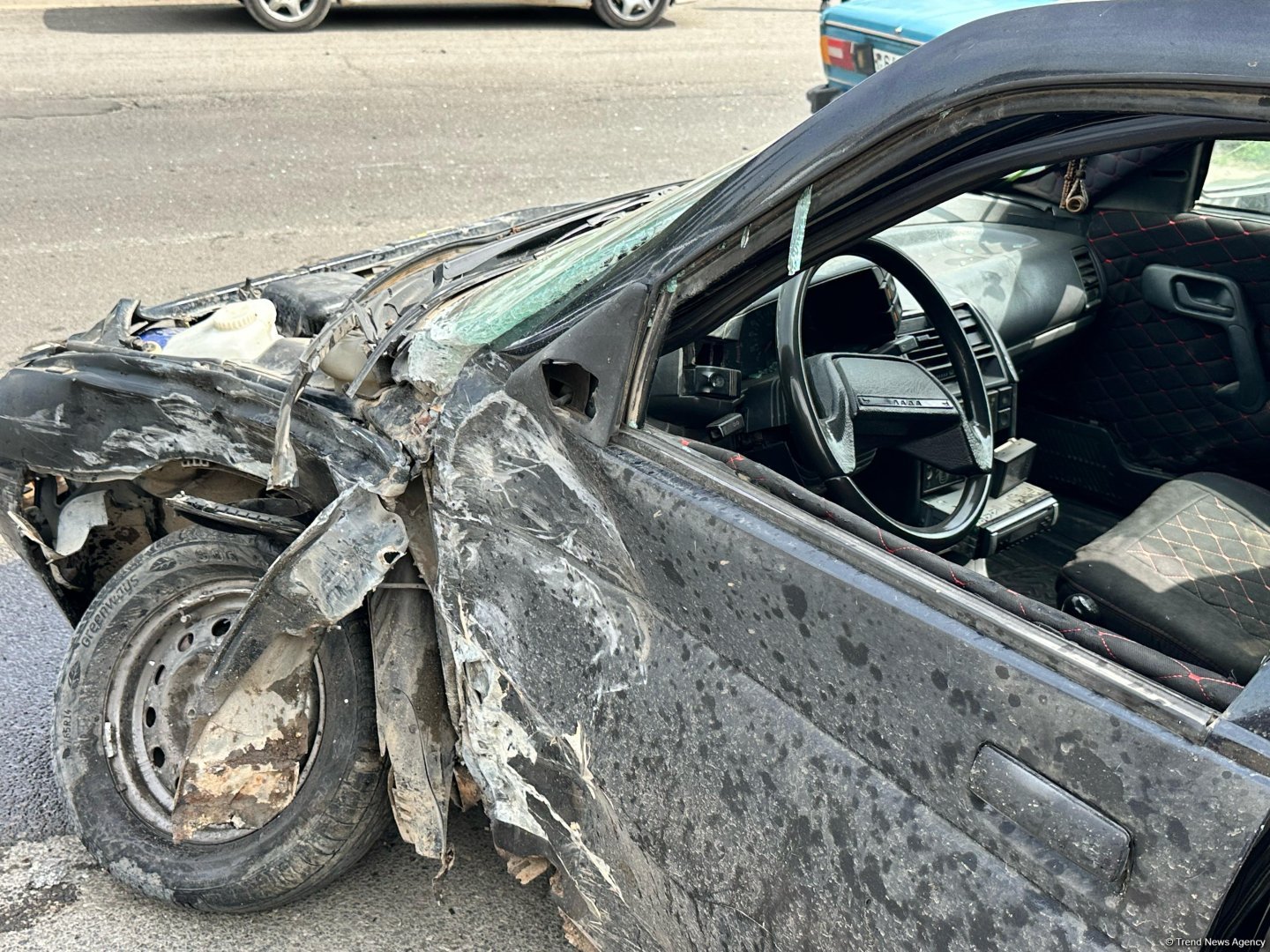 Ağdamda iki minik avtomobili toqquşdu:  bir nəfər xəsarət alıb (FOTO)