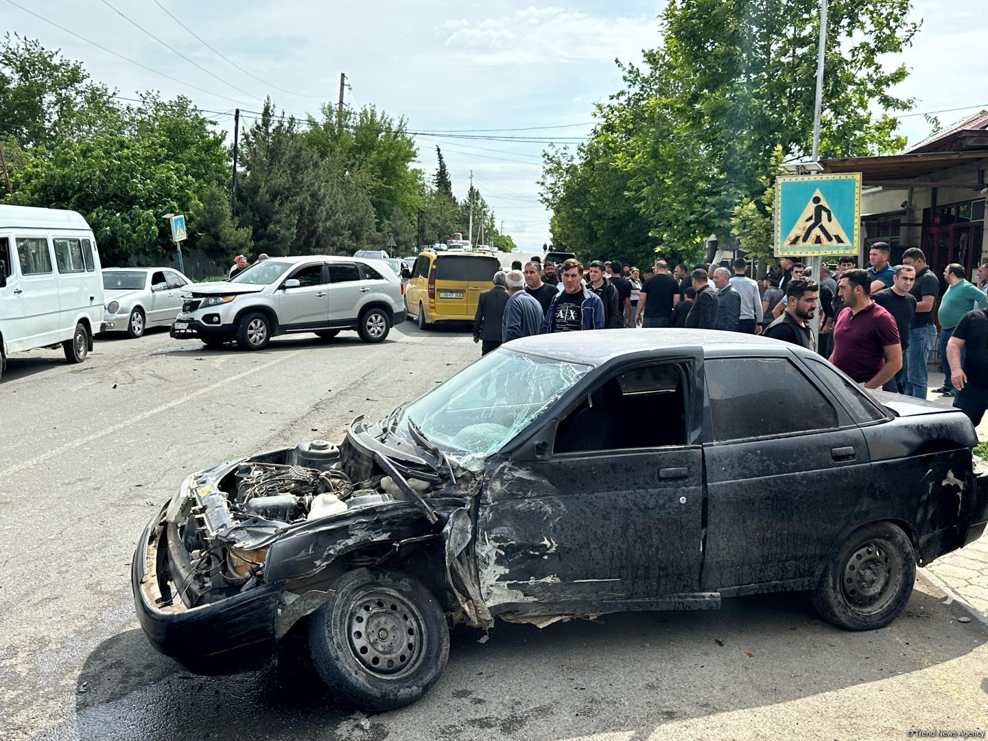Ağdamda iki minik avtomobili toqquşdu:  bir nəfər xəsarət alıb (FOTO)