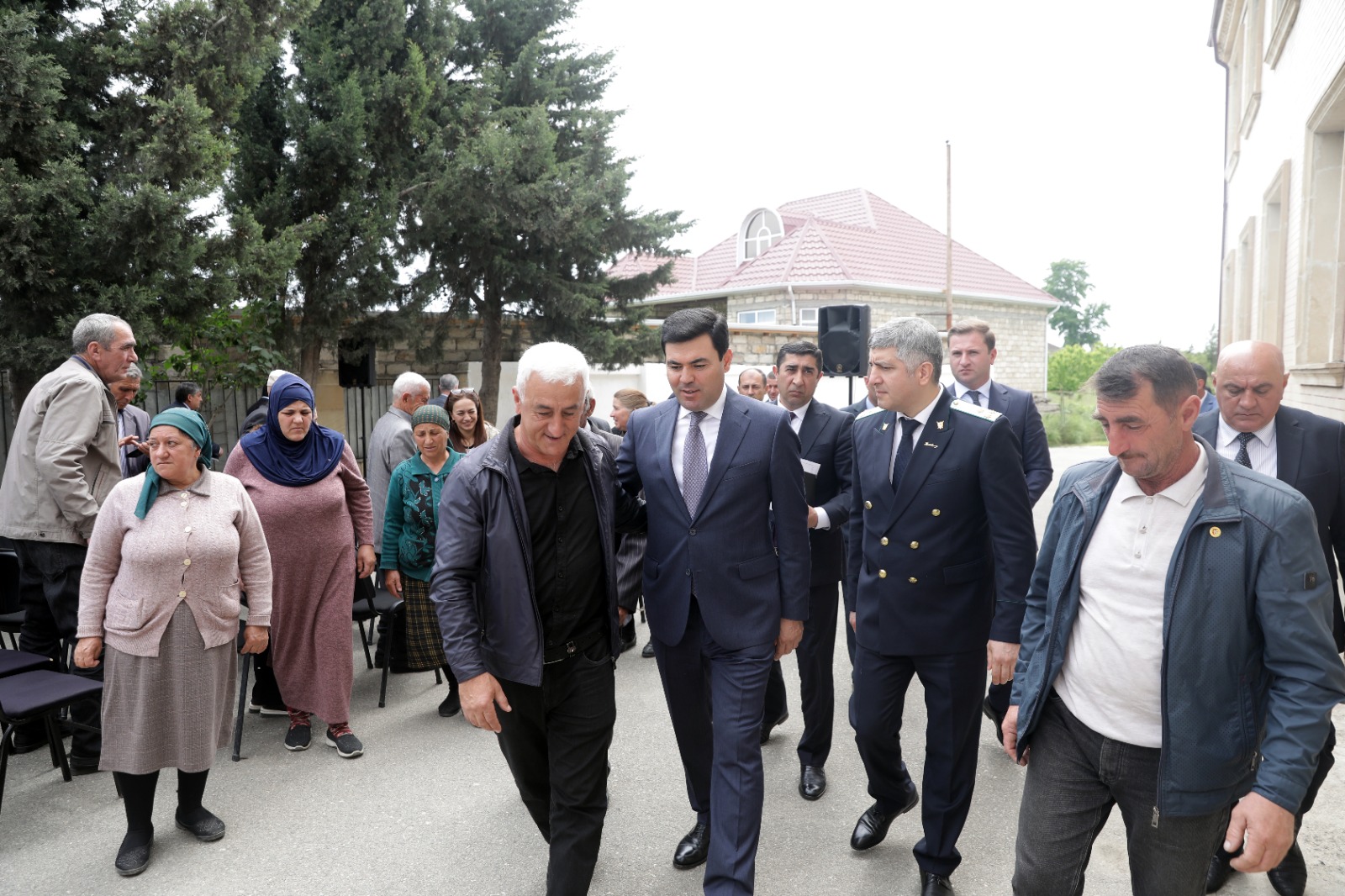 Xaçmazın Uzunoba kəndində növbəti səyyar qəbul keçirilib (FOTO)