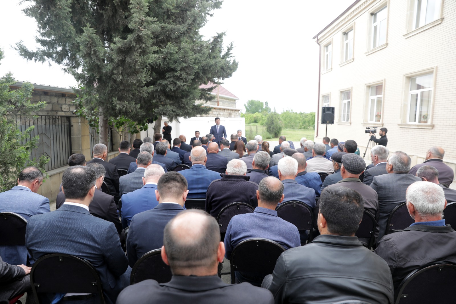 Xaçmazın Uzunoba kəndində növbəti səyyar qəbul keçirilib (FOTO)