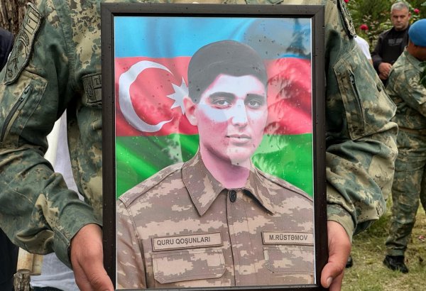 Şəhid Miriş Rüstəmovun nəşinin qalıqları Ağcabədidə dəfn olunub (FOTO)