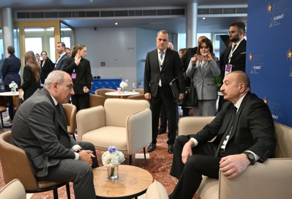 Prezident İlham Əliyevin Tiranada Ermənistanın baş naziri ilə qeyri-rəsmi görüşü olub (FOTO/VİDEO)
