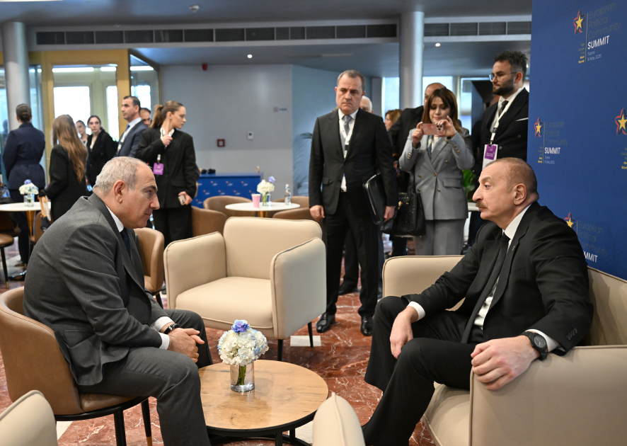 Prezident İlham Əliyev Tiranada “Avropa Siyasi Birliyi” 6-cı Zirvə toplantısının açılış mərasimində iştirak edib (FOTO/VİDEO) (YENİLƏNİB)