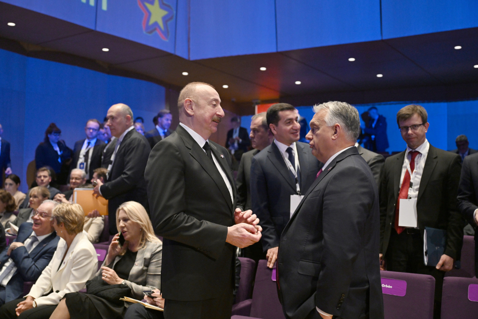 Prezident İlham Əliyev Tiranada “Avropa Siyasi Birliyi” 6-cı Zirvə toplantısının açılış mərasimində iştirak edib (FOTO/VİDEO) (YENİLƏNİB)