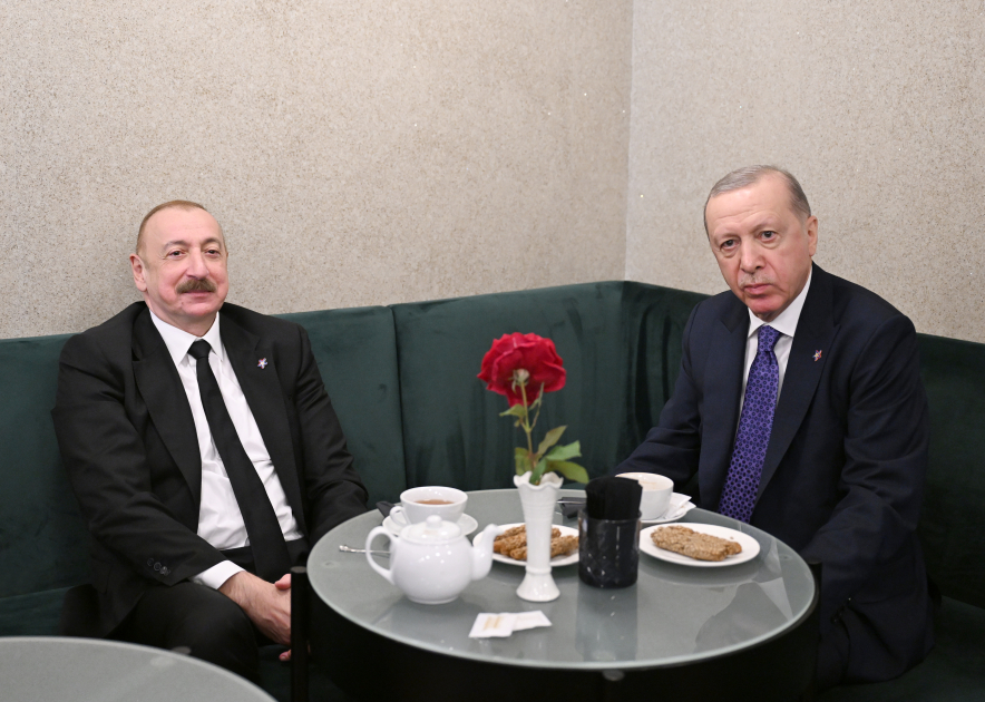 Prezident İlham Əliyev Tiranada “Avropa Siyasi Birliyi” 6-cı Zirvə toplantısının açılış mərasimində iştirak edib (FOTO/VİDEO) (YENİLƏNİB)