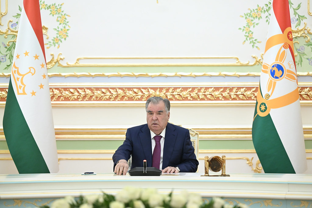 MDB sədrliyi çərçivəsində Tacikistan ticari-iqtisadi qarşılıqlı fəaliyyətin genişləndirilməsi üzrə işləri davam etdirib - Emoməli Rəhmon