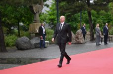 Prezident İlham Əliyev Tiranada “Avropa Siyasi Birliyi” 6-cı Zirvə toplantısının açılış mərasimində iştirak edib (FOTO/VİDEO) (YENİLƏNİB)