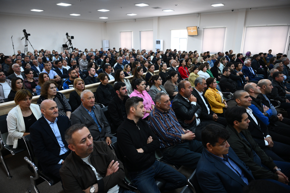 Məhkəmədə beynəlxalq təşkilatların və xarici media qurumlarının Ermənistanın Azərbaycan ərazilərini işğal etməsini təsdiqləyən faktlar tədqiq olunub (FOTO)