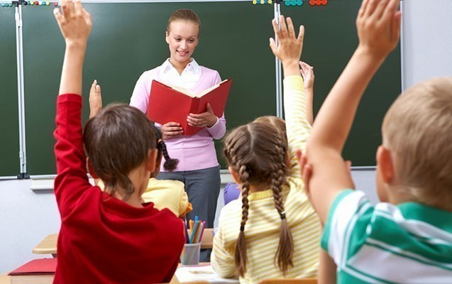 Özəl məktəblər ödənişli imtahan keçirir: Müəllimlərin işə qəbulu niyə çətindir?