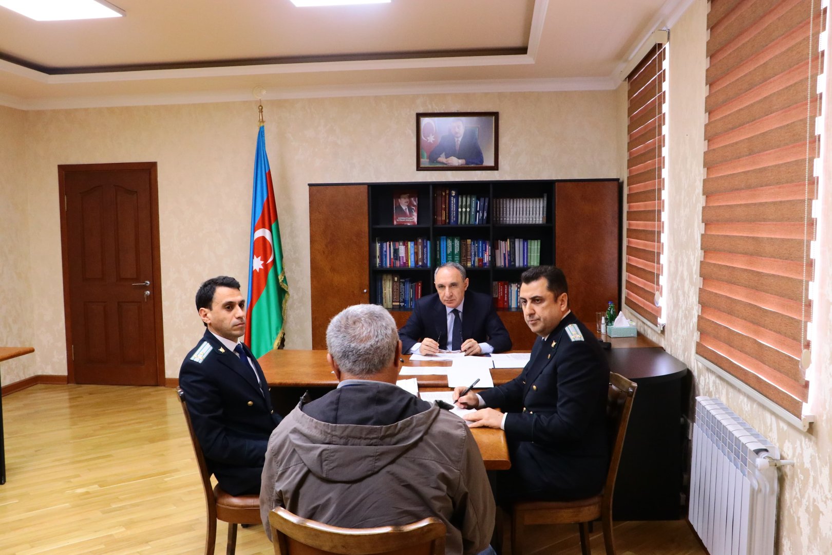 Baş prokuror Nizami rayonunda qəbul keçirib (FOTO)