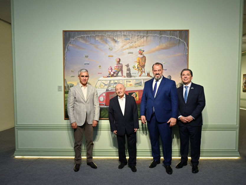 Heydər Əliyev Mərkəzində braziliyalı rəssam Luiz de Souzanın sərgisinin açılışı olub (FOTO/VİDEO)