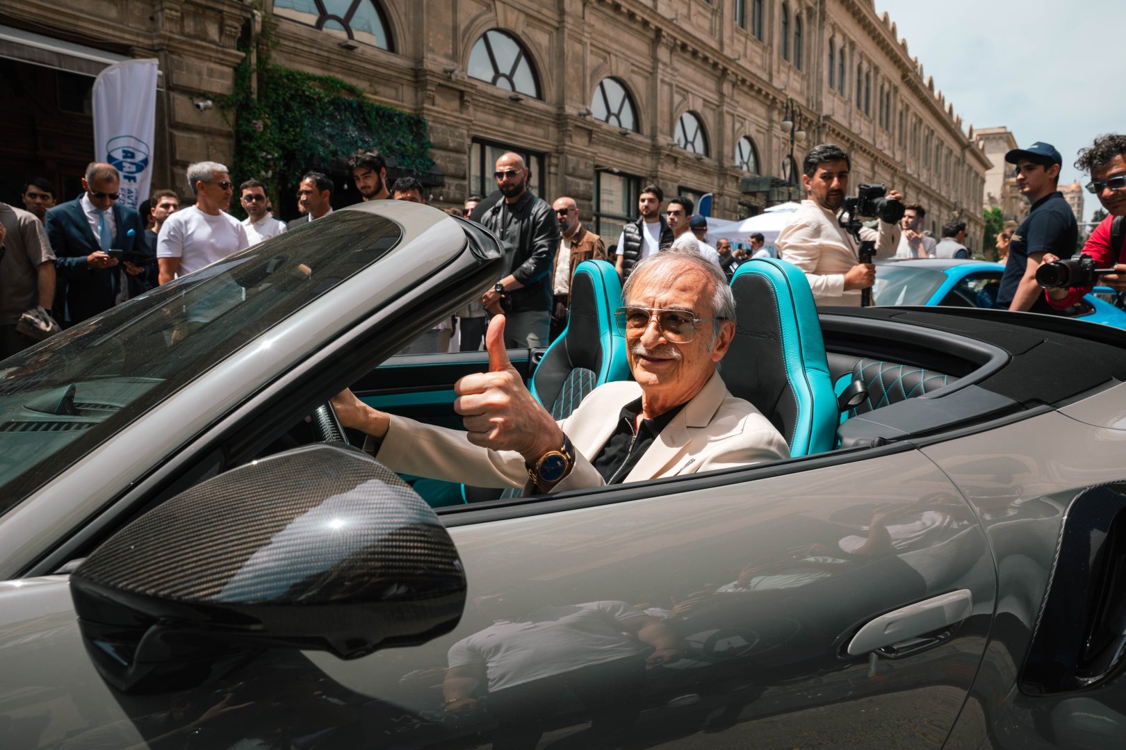 AAF sürət avtomobillərinin sərgisini təşkil edib (FOTO)