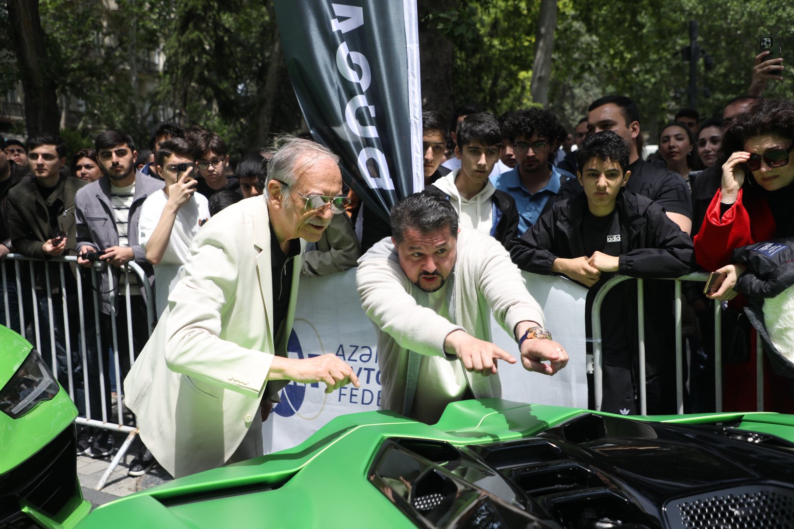 AAF sürət avtomobillərinin sərgisini təşkil edib (FOTO)