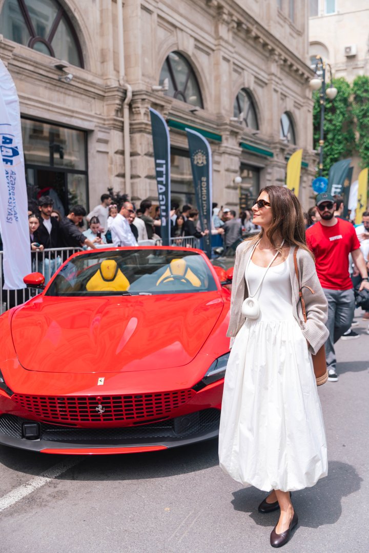 AAF sürət avtomobillərinin sərgisini təşkil edib (FOTO)