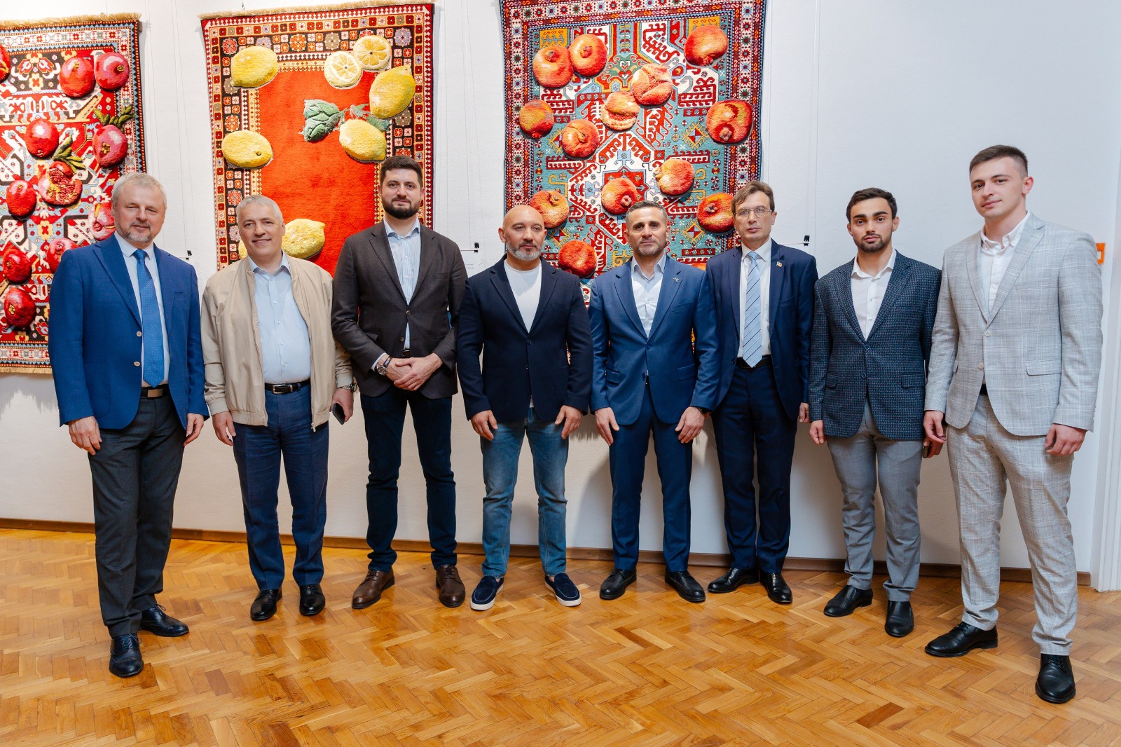 “Azərxalça” ASC-nin Moldovada ilk dəfə "Gözəlliyin harmoniyası. Azərbaycan xalçalarının zamansız zərifliyi" adlı xalça sərgisinin açılışı baş tutdu (FOTO)