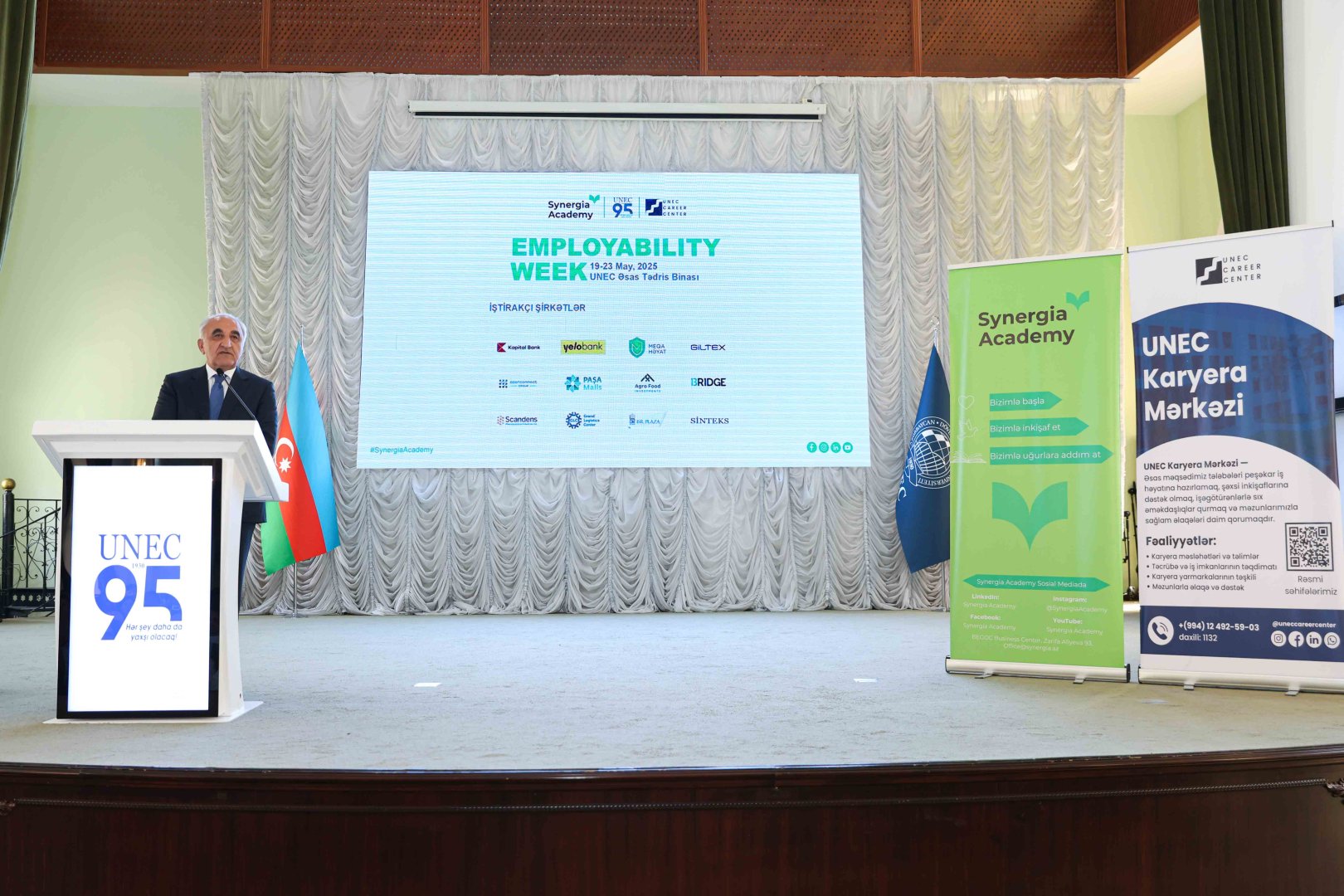İşəgötürənlər UNEC-də: “Məşğulluq həftəsi”nə start verildi (FOTO)