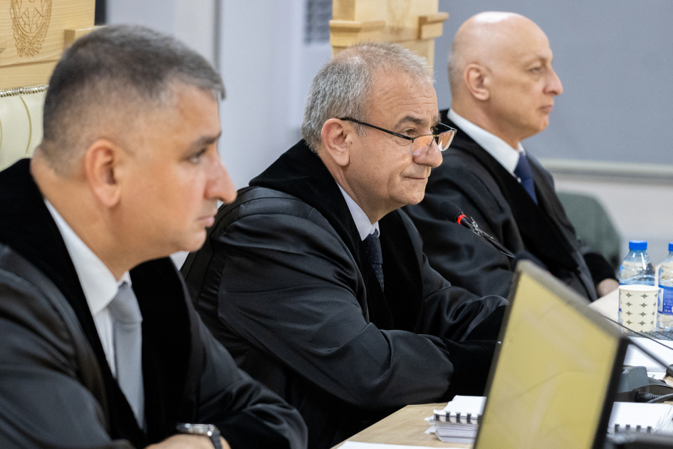 Məhkəmədə azərbaycanlılara qarşı Ermənistanın sistematik etnik təmizləmə siyasətini ifşa edən videomateriallar nümayiş olunub (FOTO)