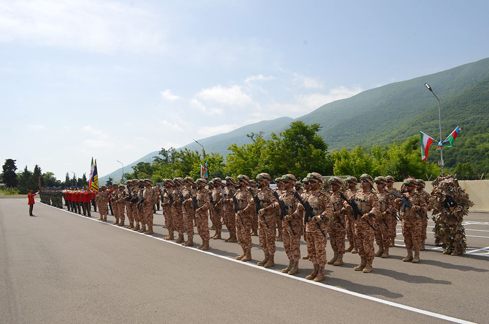 Azərbaycan-İran birgə hərbi təliminin açılış mərasimi keçirilib (FOTO)