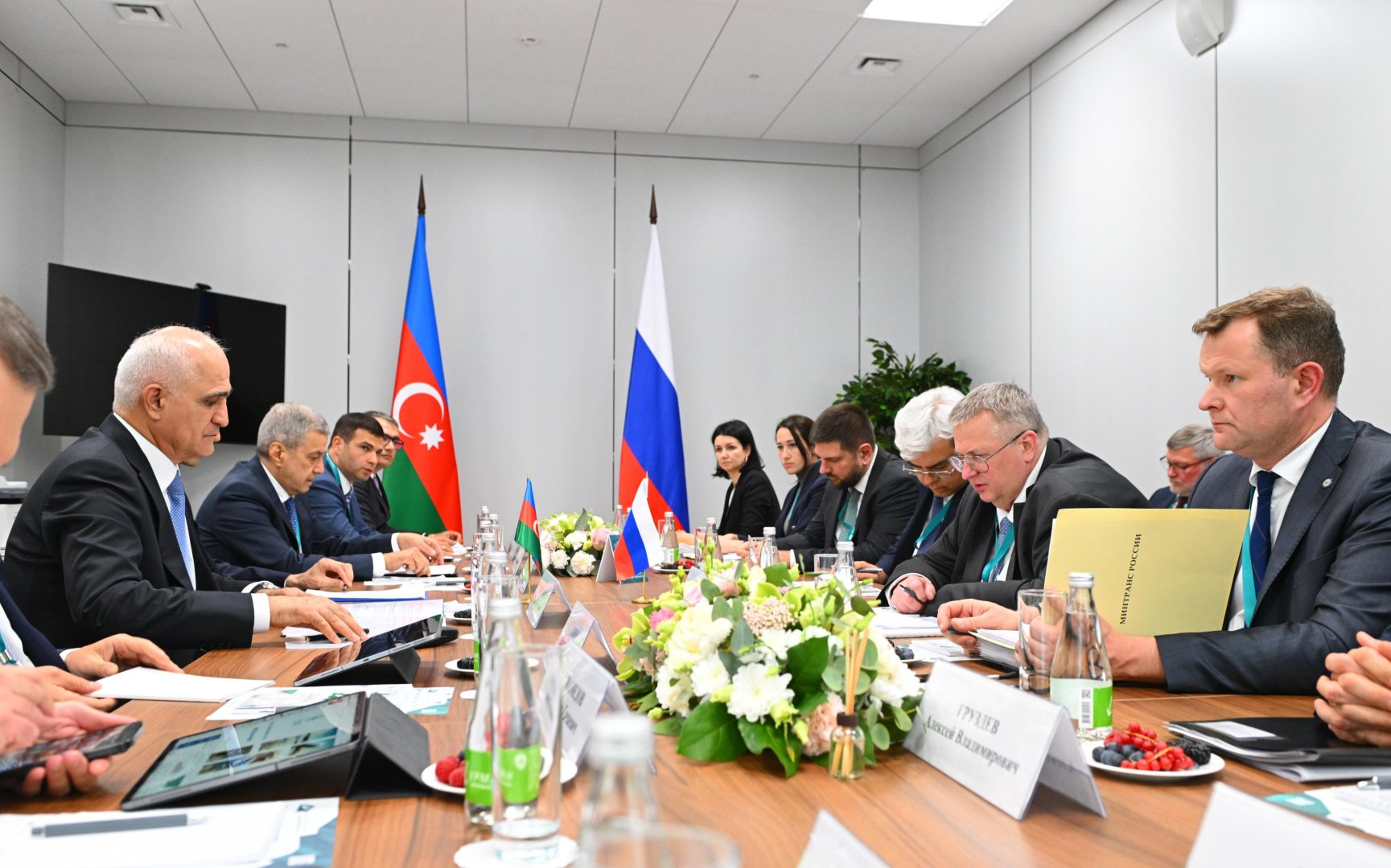Azərbaycan nümayəndə heyəti “Rusiya-İslam dünyası: Kazan Forum-2025” Beynəlxalq İqtisadi Forumunda iştirak edib (FOTO)