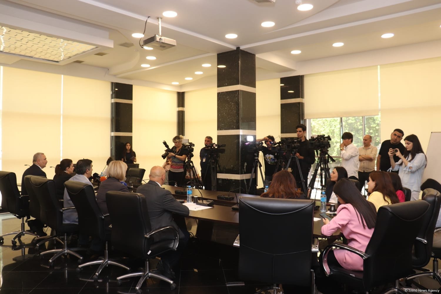 AMQF 1 illik fəaliyyətinə dair ictimai hesabat verib (FOTO)