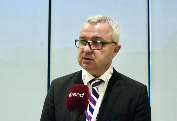 Azərbaycan Türk Dövlətləri Təşkilatının strateji layihələrində mərkəzi əlaqələndirici rolu oynayır - Laslo Vaşa (MÜSAHİBƏ)