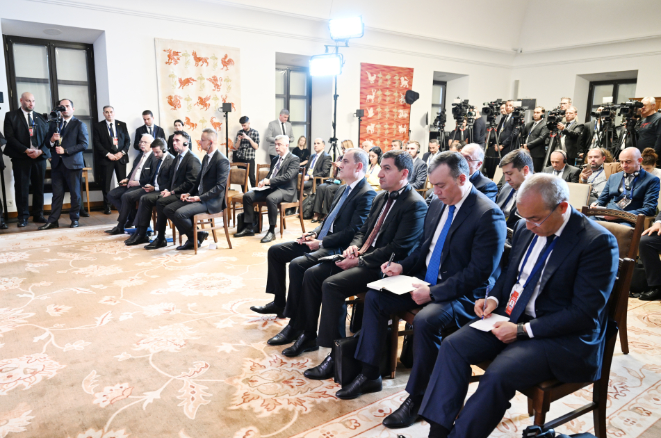 Budapeştdə Prezident İlham Əliyev və Macarıstanın Baş naziri Viktor Orban mətbuata bəyanatlarla çıxış ediblər (FOTO) (YENİLƏNİB)