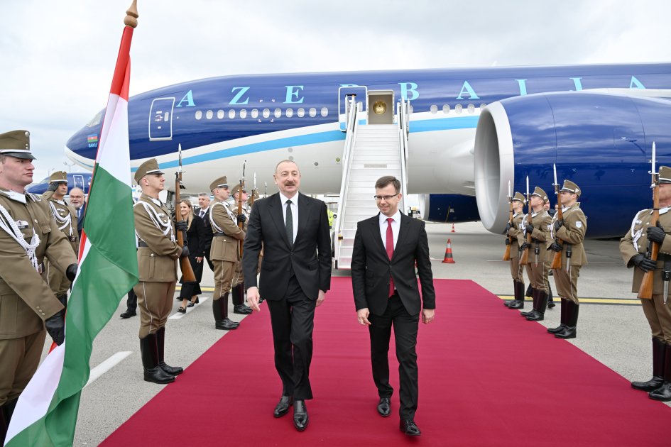Prezident İlham Əliyev Macarıstana işgüzar səfərə gəlib (FOTO/VİDEO)