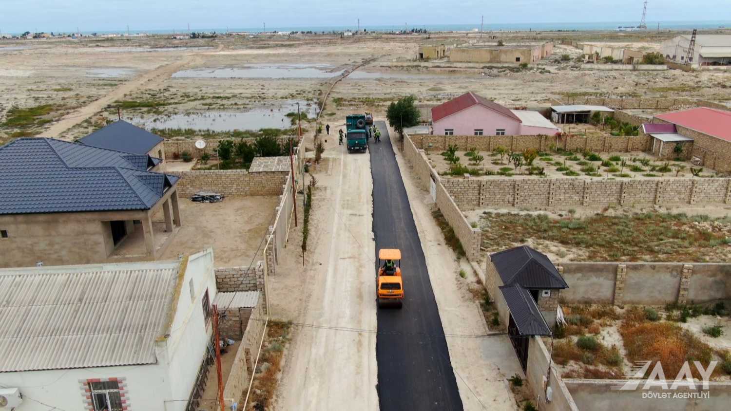 Pirallahı rayonunda 3 küçədə təmir işləri aparılır (FOTO/VİDEO)