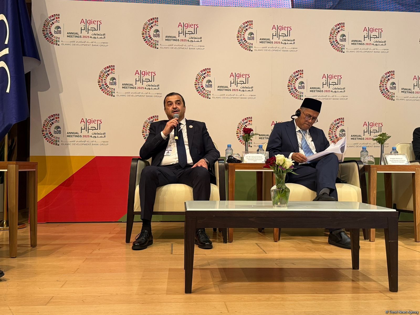 Əlcəzair karbohidrogenlərin 50%-dən çoxunu ölkə daxilində emal etməyi planlaşdırır – Nazir