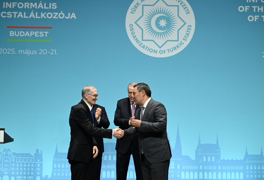 Prezident İlham Əliyev Nobel mükafatı laureatı Əziz Sancarın Əlişir Nəvai Beynəlxalq Mükafatı ilə təltif olunması mərasimində iştirak edib (FOTO/VİDEO)