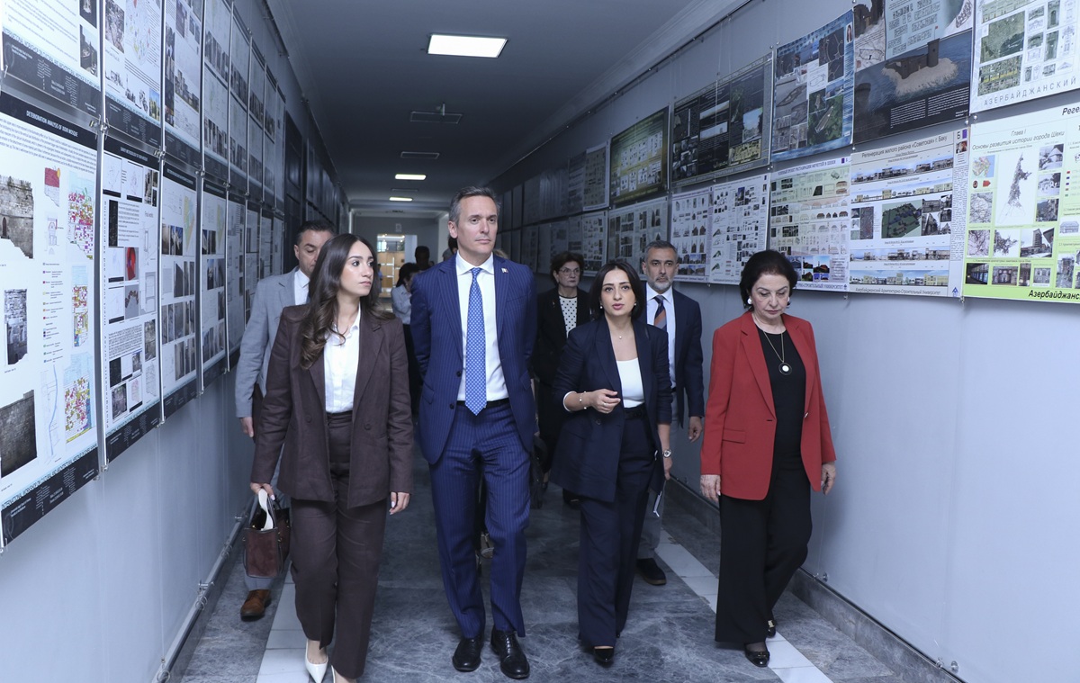 AzMİU ilə İtaliyanın Azərbaycandakı səfirliyi arasında əməkdaşlıq məsələləri müzakirə olunub (FOTO)