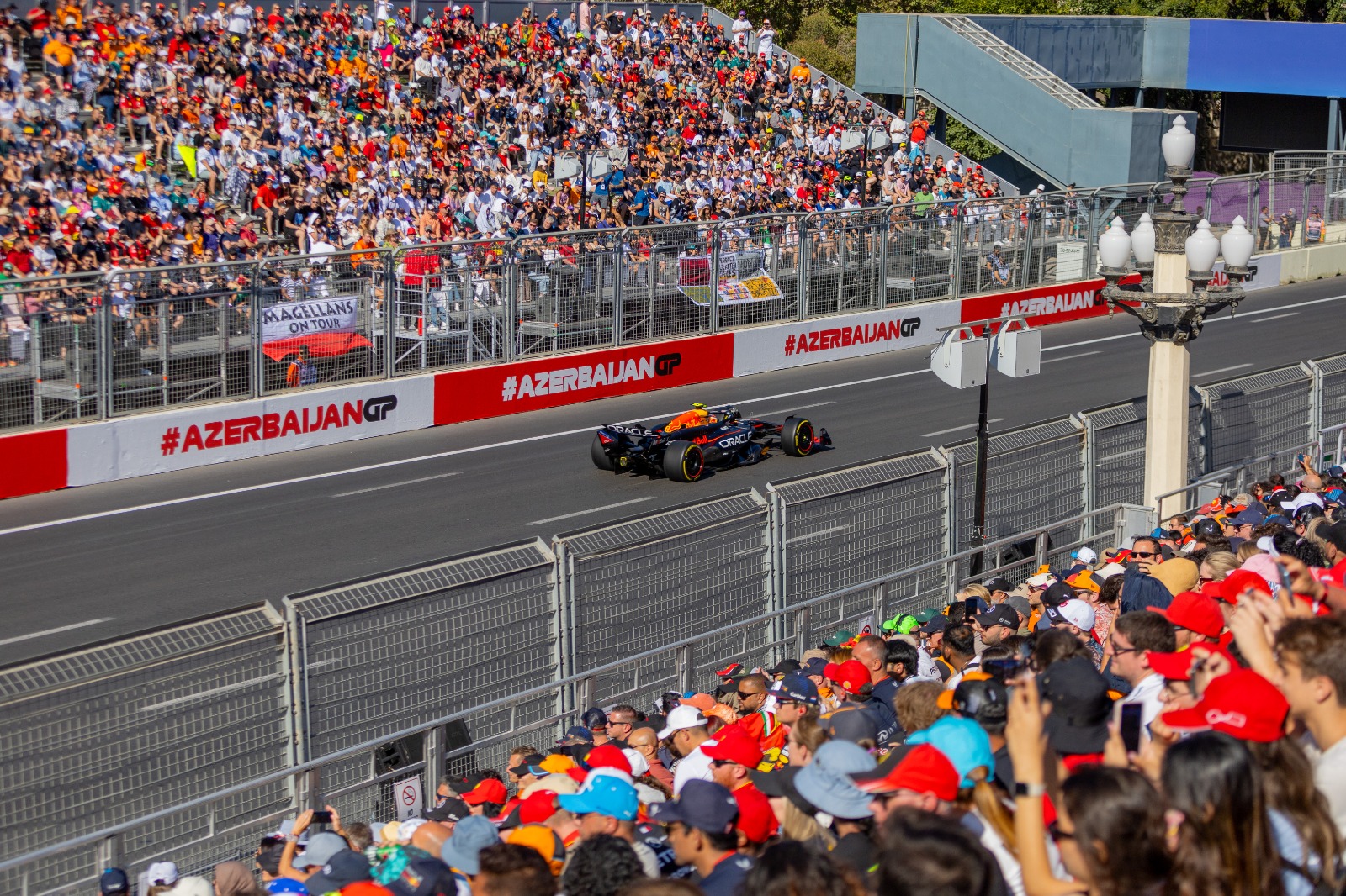 Formula 1 Qatar Airways Azərbaycan Qran Prisi 2025: Tribunalardakı yerlərin sayı 20 000-i keçəcək (FOTO)