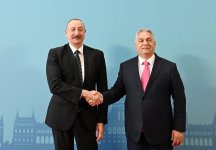 Prezident İlham Əliyev Budapeştdə Türk Dövlətləri Təşkilatının Dövlət başçılarının qeyri-rəsmi Zirvə görüşündə iştirak edib (FOTO/VİDEO) (YENİLƏNİB-4)