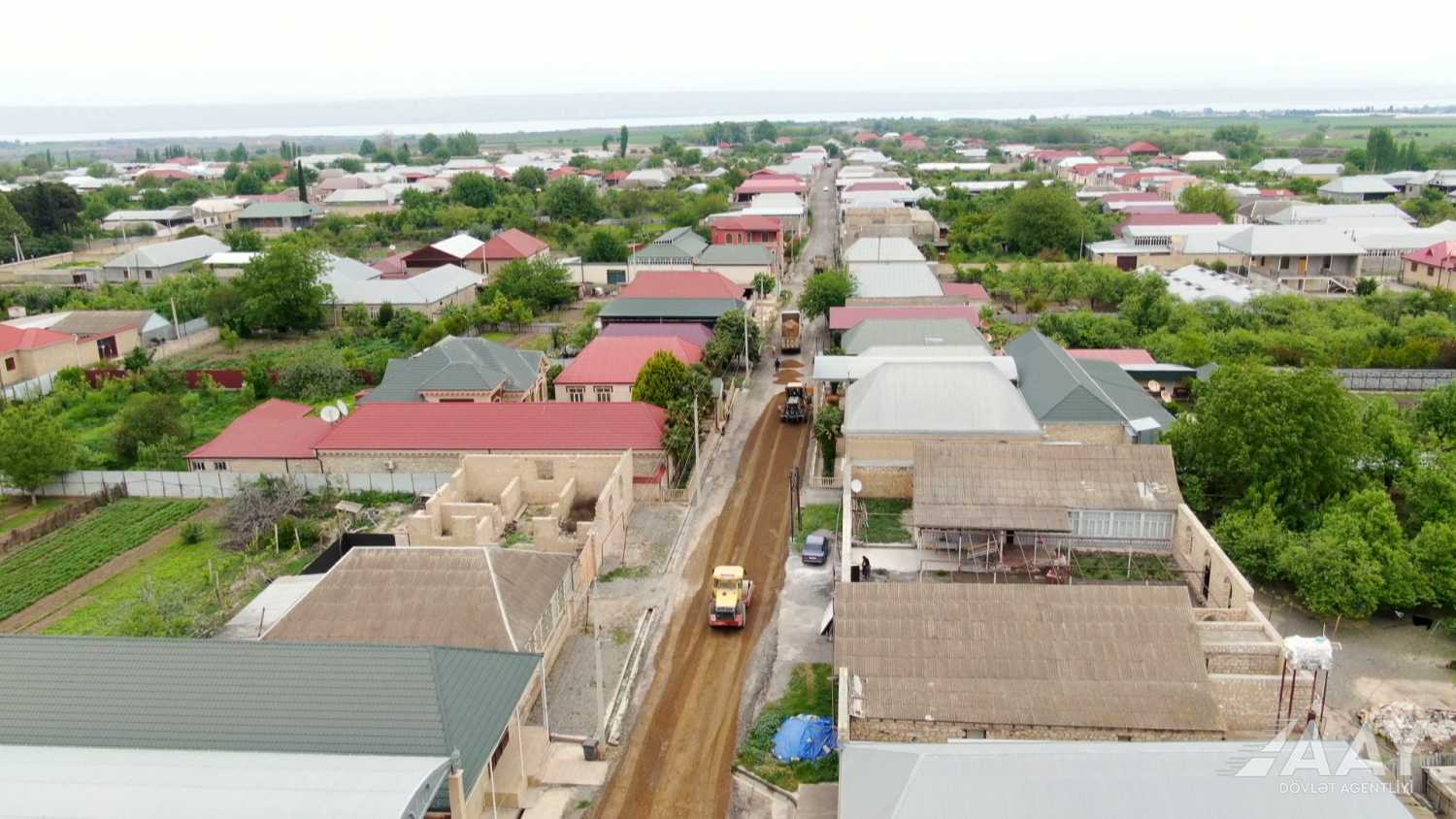 Şəmkirdə kəndlərarası avtomobil yolu yenidən qurulur (FOTO/VİDEO)