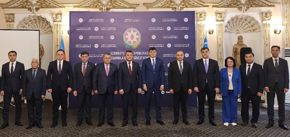 "Azərbaycan və Özbəkistan arasında dostluq əlaqələrinin inkişafında ictimai diplomatiyanın rolu" mövzusunda tədbir keçirilib (FOTO)