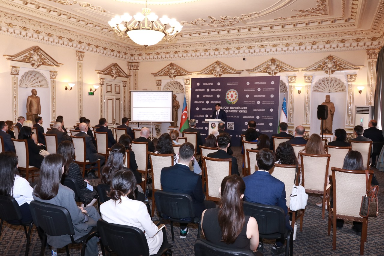 "Azərbaycan və Özbəkistan arasında dostluq əlaqələrinin inkişafında ictimai diplomatiyanın rolu" mövzusunda tədbir keçirilib (FOTO)