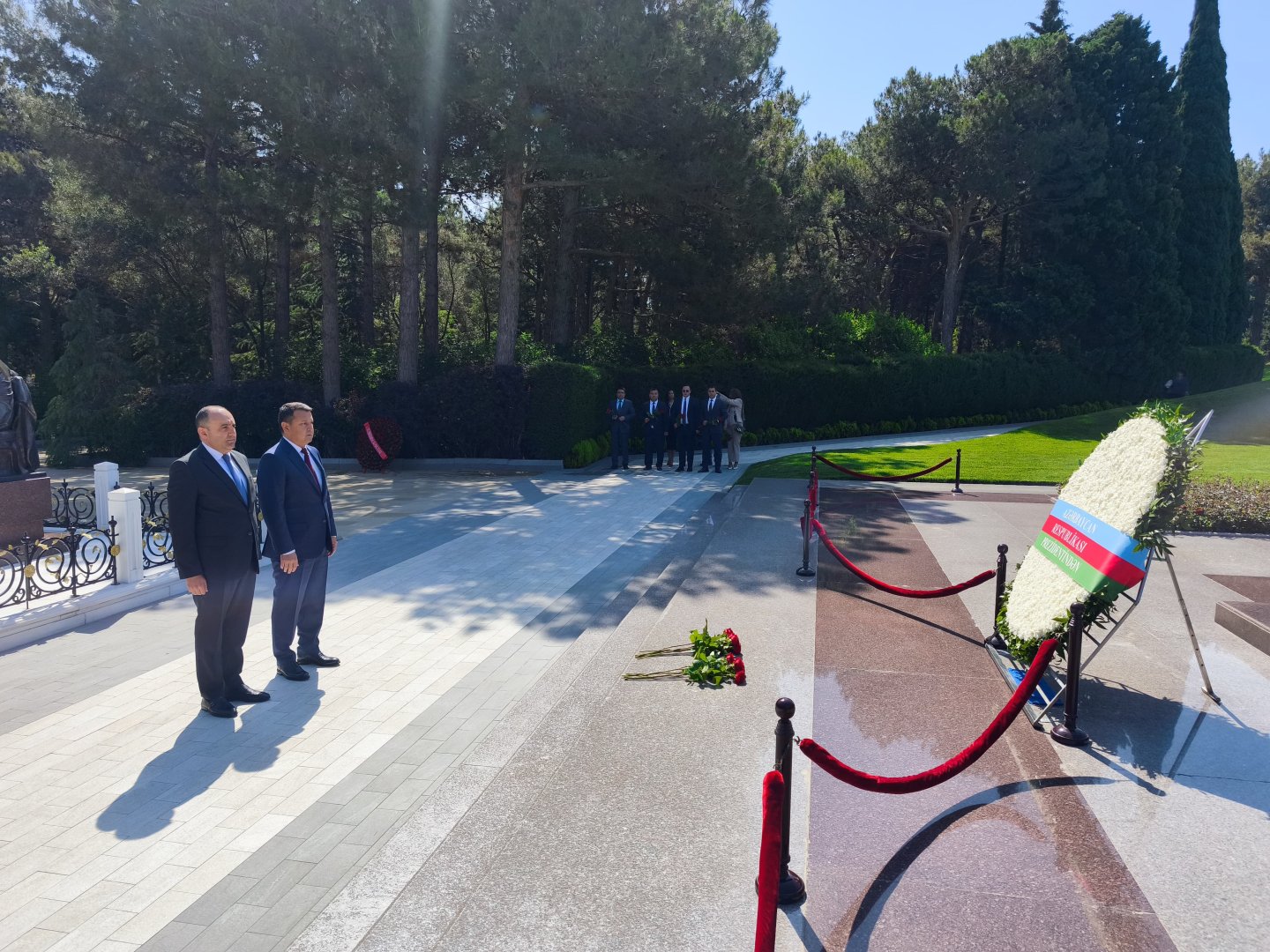 "Azərbaycan və Özbəkistan arasında dostluq əlaqələrinin inkişafında ictimai diplomatiyanın rolu" mövzusunda tədbir keçirilib (FOTO)
