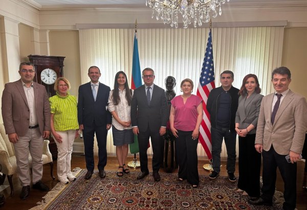İkili Diplom Proqramları çərçivəsində Rəhbər Komitə üzvləri ABŞ-yə səfər ediblər (FOTO)